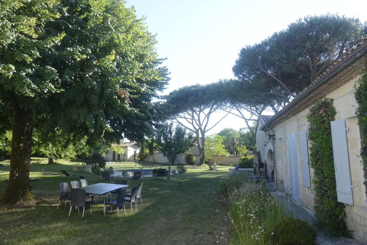Chateau Rosemont - Grande Maison Familiale Campagne Dans Le Medoc Avec Piscine Et Tennis A 15 Mn Bordeaux Labarde Екстер'єр фото
